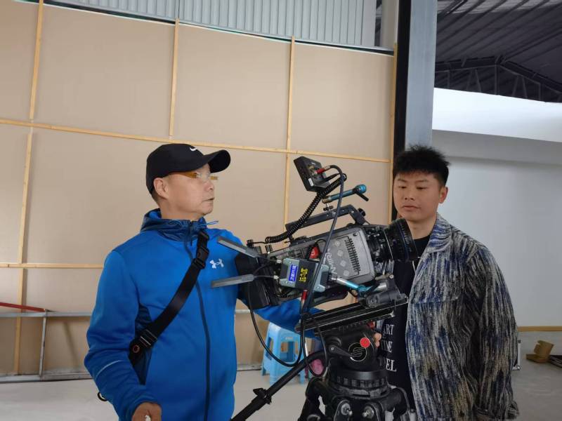 深耕白碱滩区电商产品视频拍摄制作，铸就爆款产品