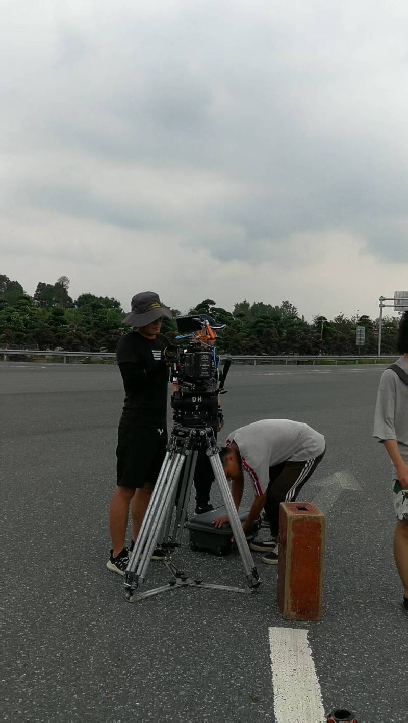 聚焦白碱滩区产品视频拍摄，以专业视角雕琢产品高光影像